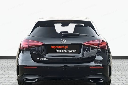 Mercedes Klasa A 250 e PHEV AMG Line 8G-DCT