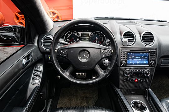 Mercedes ML 63 AMG 4Matic
