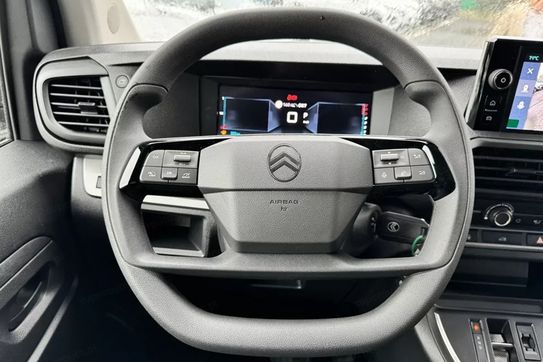 Citroen Jumpy XL L2H1 EAT8