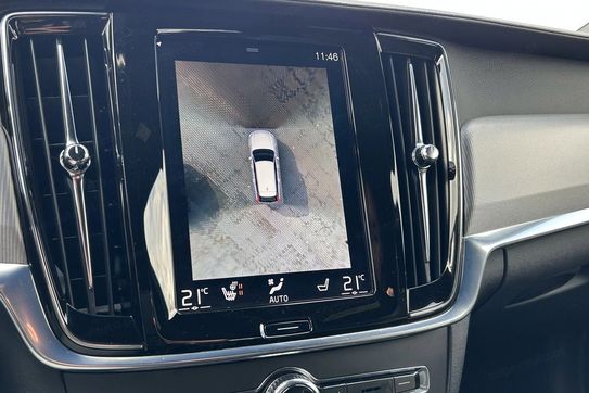 Volvo V90 T8 AWD Plug-In Hybrid R-Design