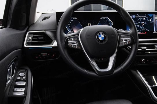BMW Seria 3 320i Sport Line aut