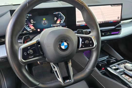 BMW Seria 5 520d M Sport