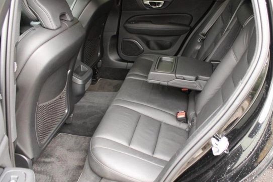 Volvo V60 T6 AWD R-Design