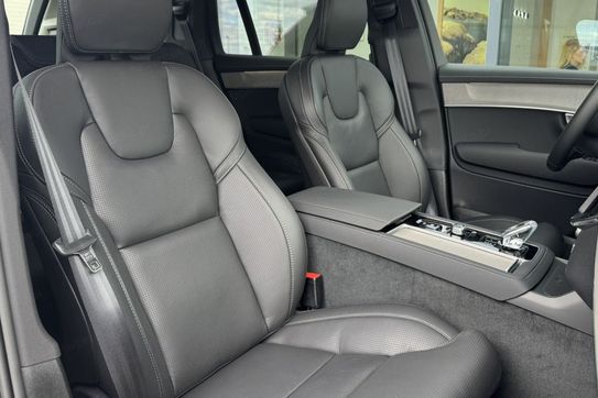 Volvo XC90 B5 B AWD Plus Bright 7OS