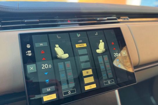 Land Rover Range Rover D300 AWD SE