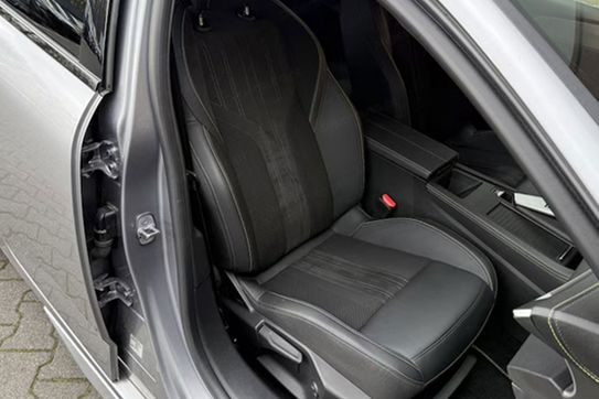 Peugeot 308 GT SW EAT8 1.5 BlueHDi