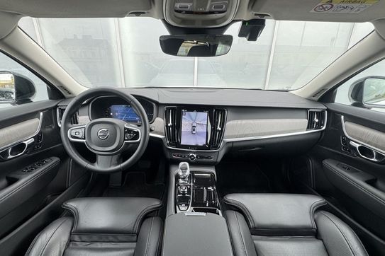 Volvo V90 T6 AWD Plug-In Hybrid Plus Dark aut