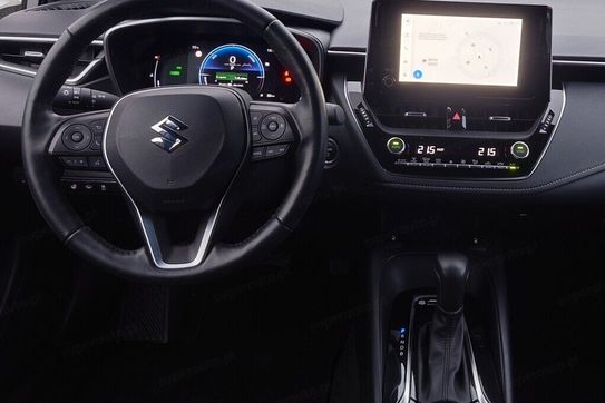 Suzuki Swace 1.8 Hybrid Premium Plus CVT