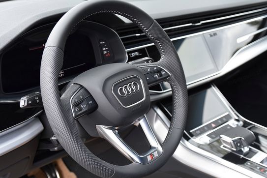 Audi Q7 60 TFSI e quattro S Line