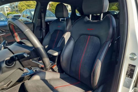 Kia Ceed 1.6 t-Gdi Gt