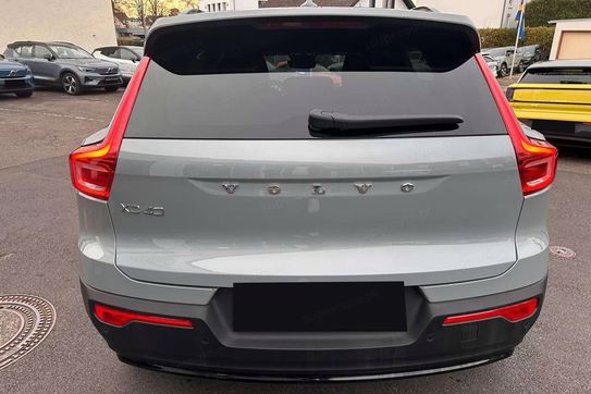 Volvo XC40 B3 Ultra Dark