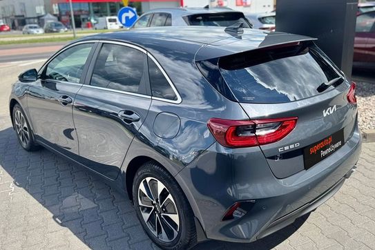 Kia Ceed 1.5 t-Gdi Tribute Dct
