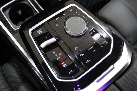 BMW Seria 7 740d xDrive M Sport