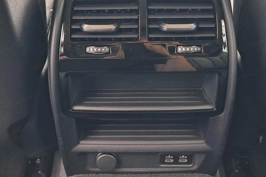BMW Seria 5 530e xDrive Luxury Line aut