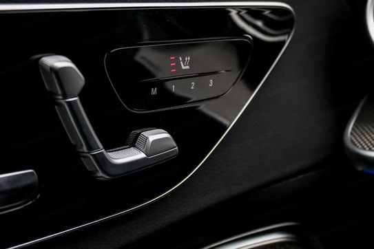 Mercedes Klasa C 220 d 4-Matic AMG