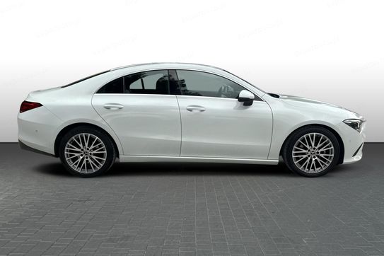 Mercedes CLA 200