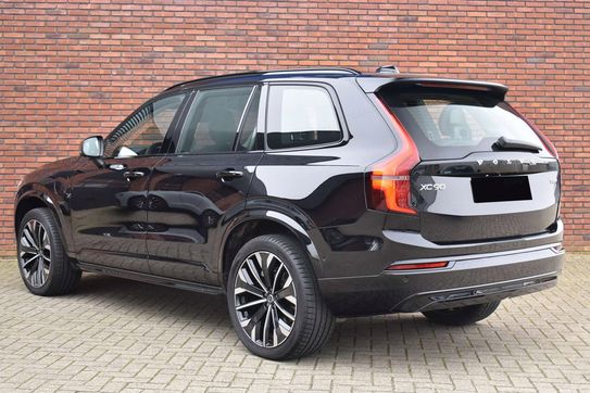 Volvo XC90 T8 AWD Plug-In Hybrid Ultra Dark 7os