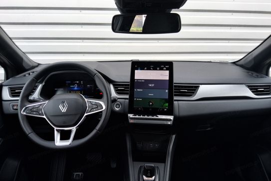 Renault Captur TECHNO 1.8 E-Tech Full Hybrid AT