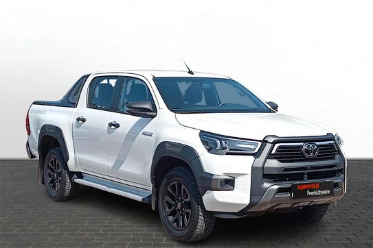 Toyota HiLux Invincible 4x4 AT