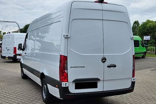 Mercedes Sprinter 317 CDI Długi PRO AUT