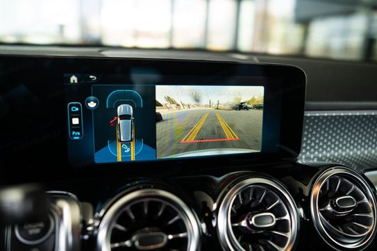 Mercedes GLB 220 d 4-Matic AMG Line 8G-DCT