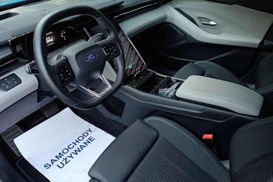 Ford Explorer 78KWH Premium Awd