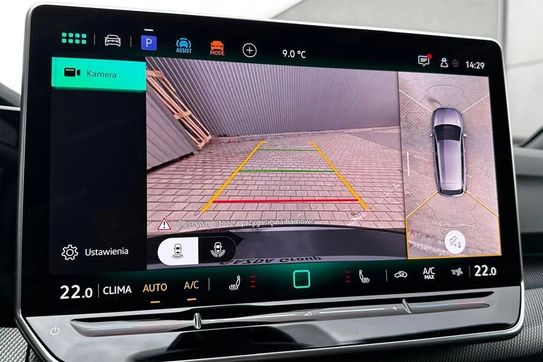 Volkswagen Golf 1.5 eTSI OPF R-Line DSG