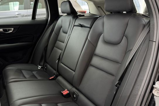 Volvo V60 T6 AWD Plug-In Hybrid Plus Bright aut