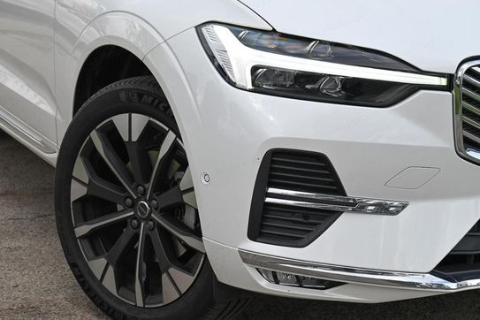 Volvo XC60 B5 AWD Ultra Bright