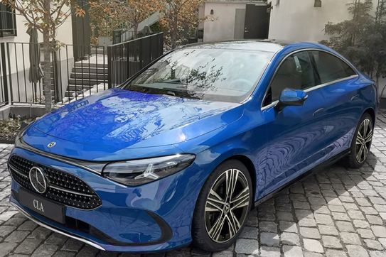 Mercedes CLA 180 Progressive