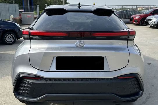 Toyota C-HR Executive 2.0 Plug-in Hybrid Dynamic Force