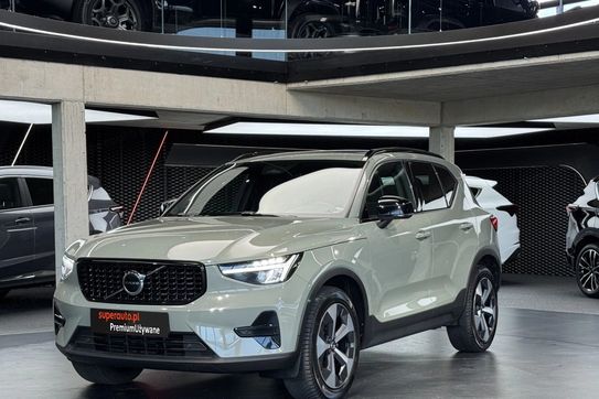 Volvo XC40 B4 Plus Dark