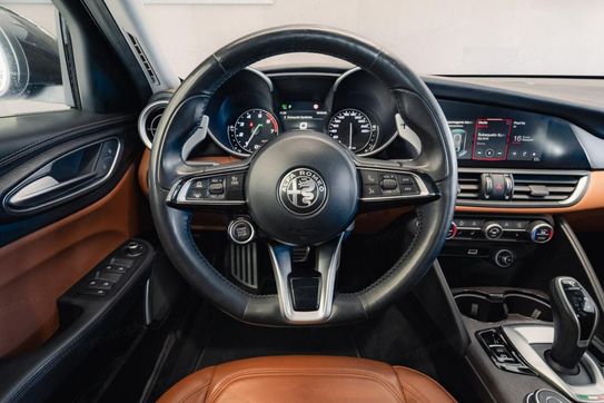 Alfa Romeo Giulia Turbo Veloce Q4