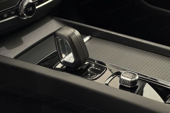 Volvo XC60 T6 Plug-In Hybrid AWD Inscription aut