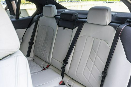 BMW Seria 5 520d xDrive M Sport