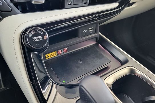 Lexus NX 450h+ F Sport AWD