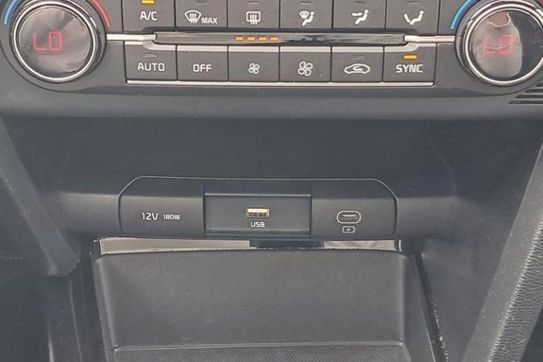 Kia Ceed 1.5 T-GDI M DCT