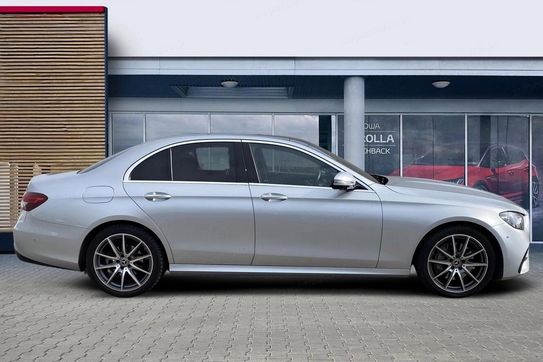 Mercedes Klasa E 220 d mHEV 4-Matic AMG 9G-Tronic