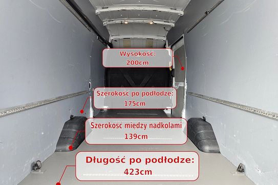 Ford Transit L4H3