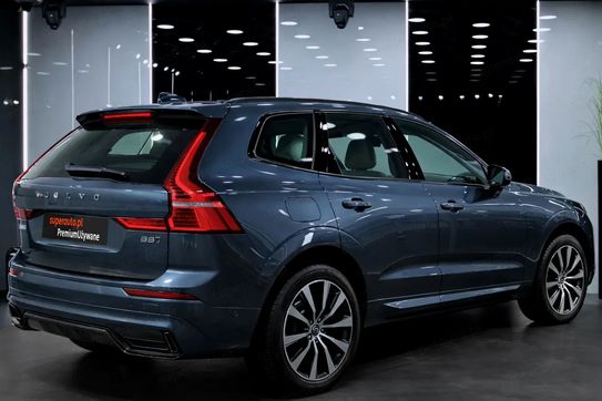 Volvo XC60 B5 D AWD Plus Dark aut