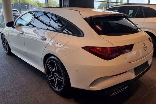 Mercedes CLA 200 AMG Line Shooting Brake