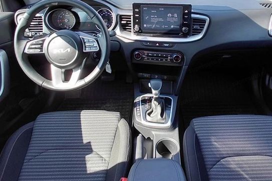 Kia Ceed 1.5 T-GDI M