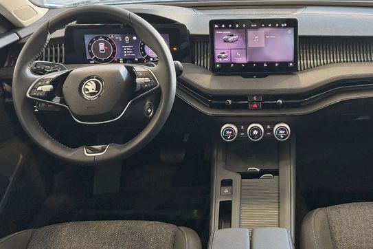 Skoda Superb 2.0 TDI SCR Essence DSG