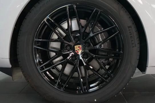 Porsche Cayenne Coupe E-Hybrid Black Edition