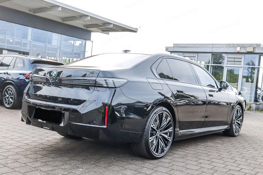 BMW Seria 7 740 xDrive