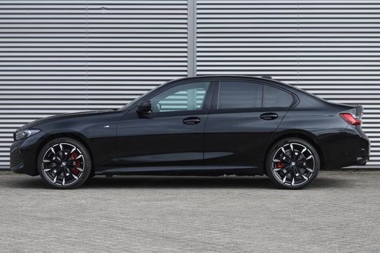 BMW Seria 3 330i xDrive M Sport