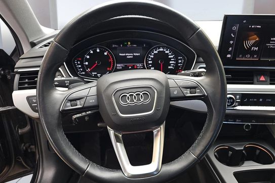 Audi A4 40 TFSI mHEV Quattro S tronic