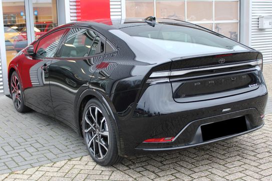 Toyota Prius Prestige 2.0 Hybrid Plug-in