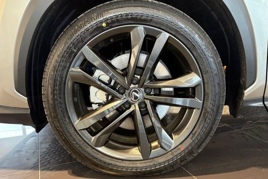 Lexus NX 350h Prestige 2.5 Hybrid AWD