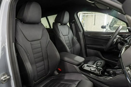 BMW X4 M40d